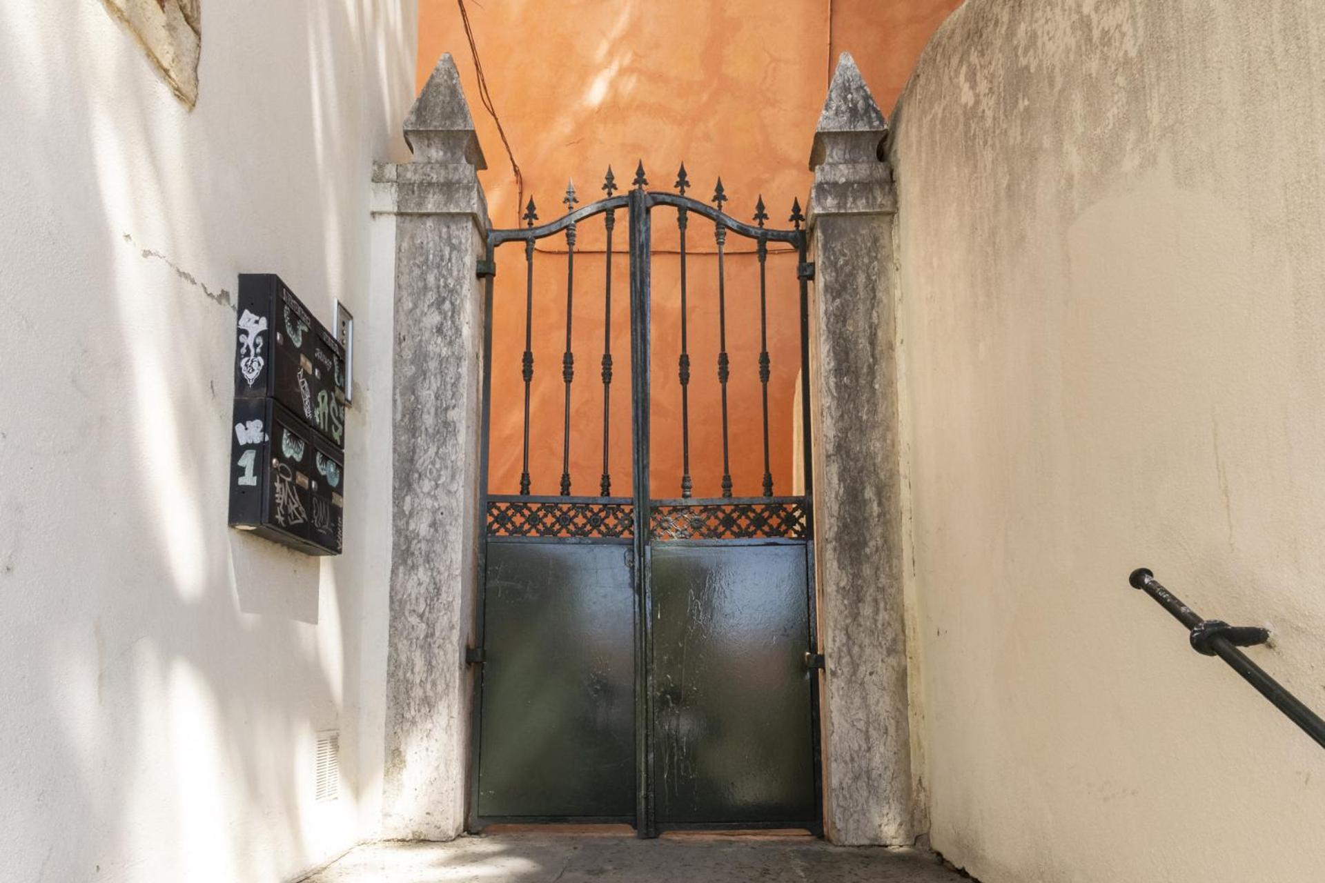 Duplex No Centro Historico De Lisboa - Ttl321 Apartment Luaran gambar